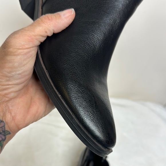 BareTraps Black Ankle Boots - Picture 6 of 12